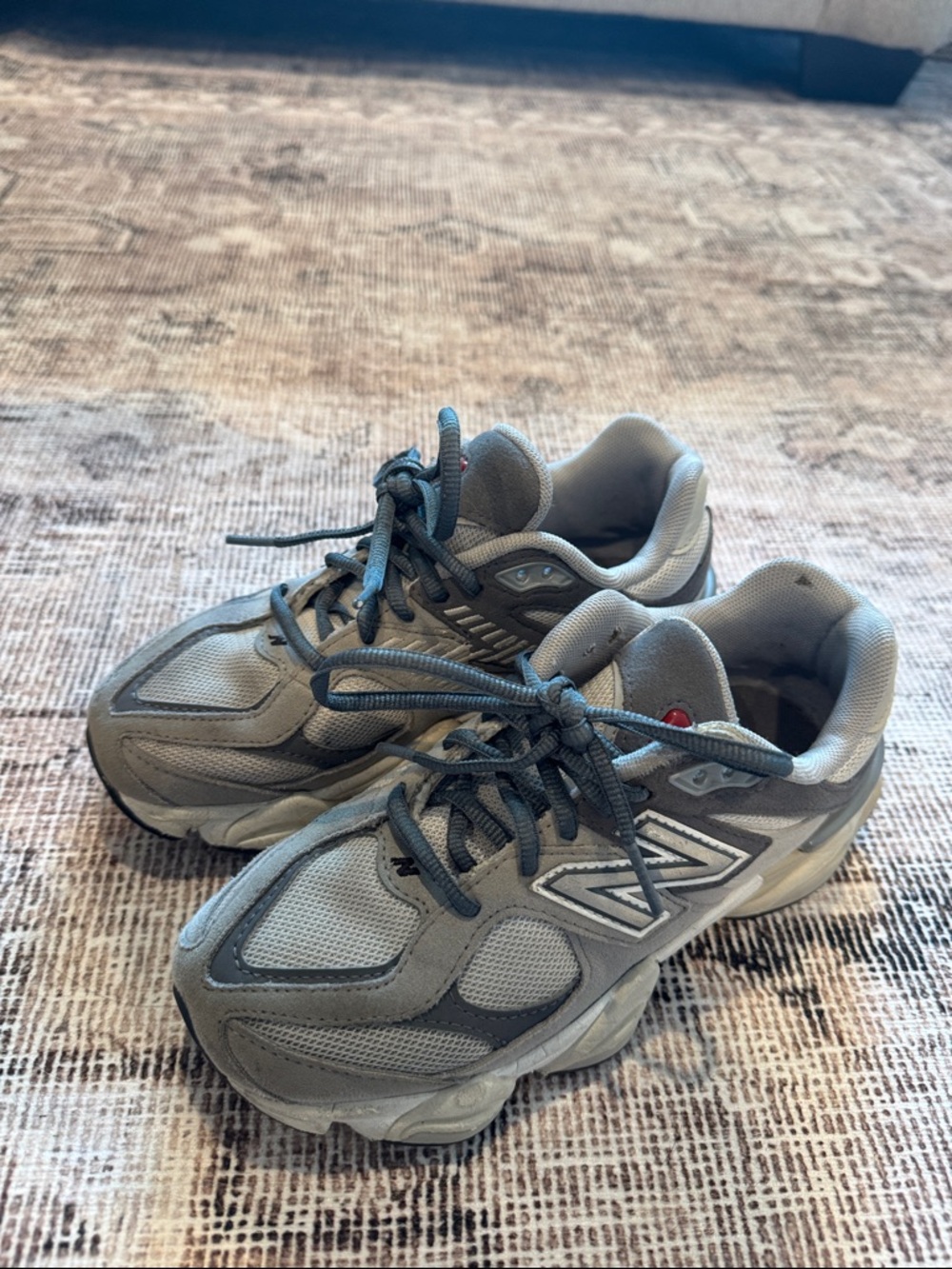 New Balance Gray Mesh and Suede Athletic Sneakers 9060 - Picture 4 of 4